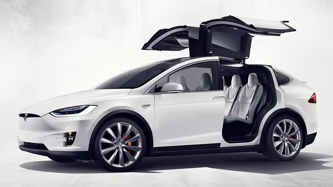 Tesla Model X 2